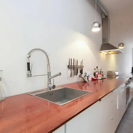 Modern 4 With Big Terrace. Апартаменты *